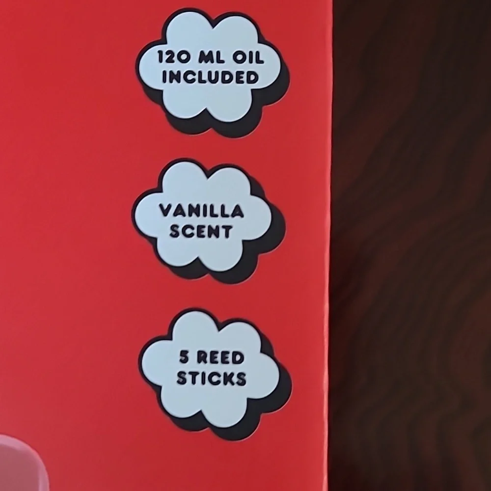 Hello Kitty Ceramic Reed Diffuser